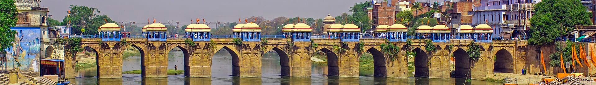 Jaunpur: Mosques and the Sharqi Century