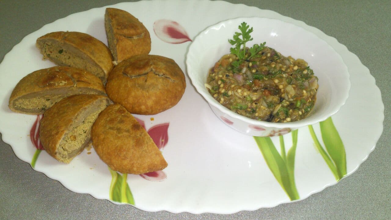 A plate of litti-chokha with baingan bharta